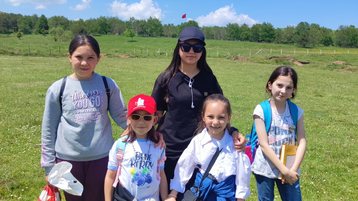 Başarılı Öğrencilerimiz Doğa ile Buluştu